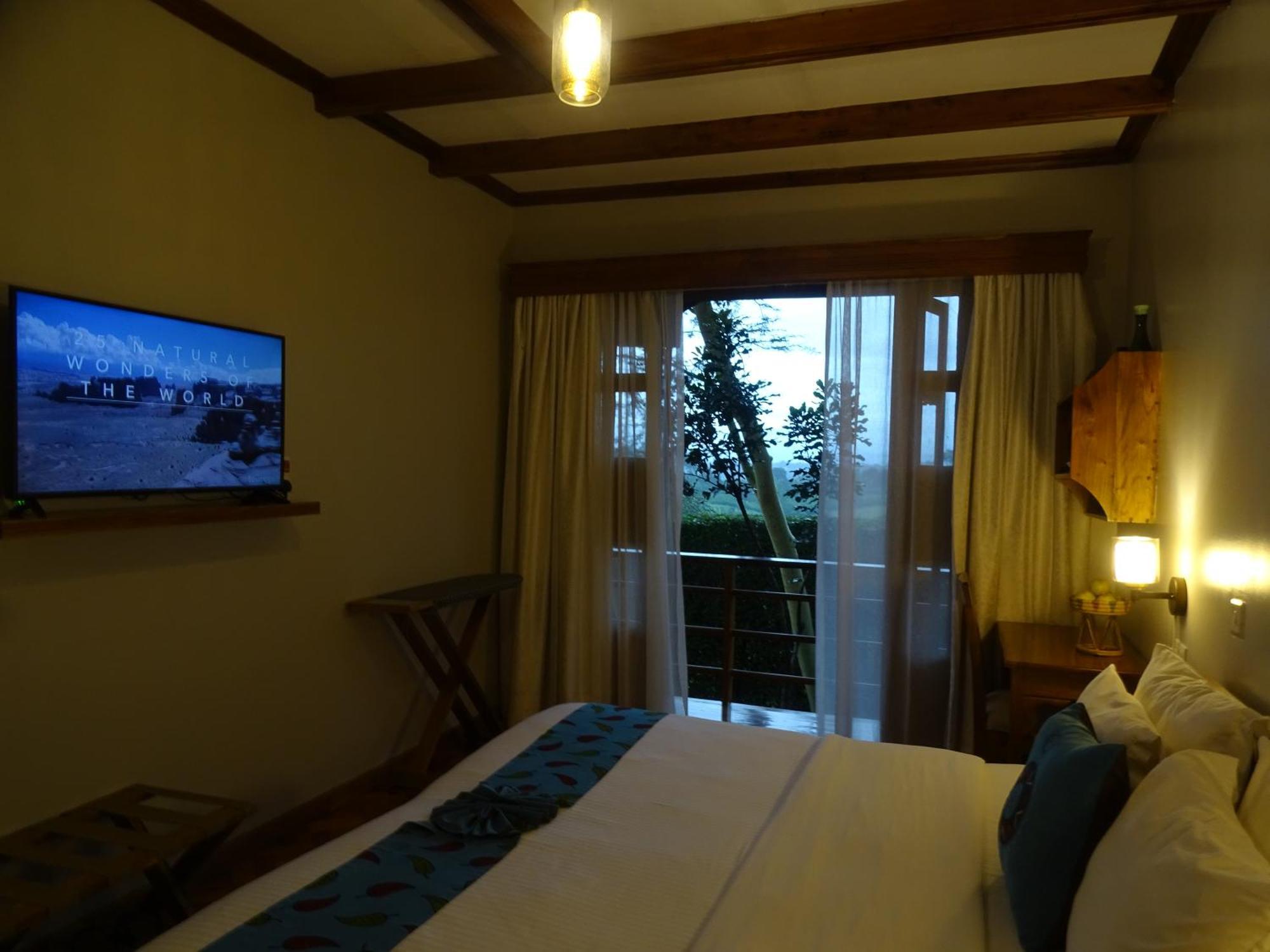 Le Pristine Wellness And Healing Hotel Ниери Екстериор снимка